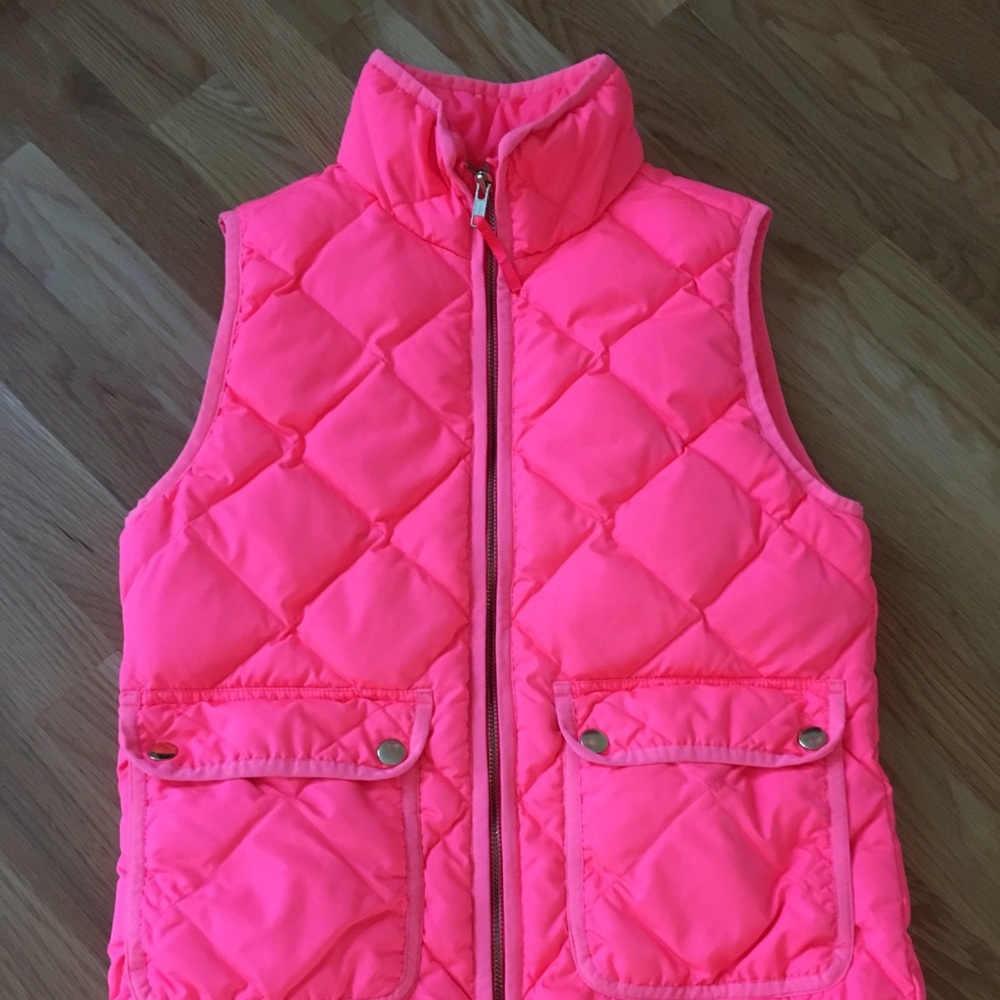 J Crew Excursion Vest Coral EUC Size XXS
